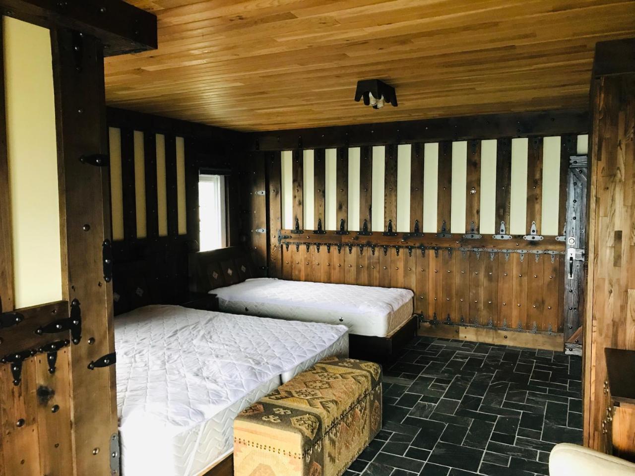 Black Forest Manor Renai Exterior photo